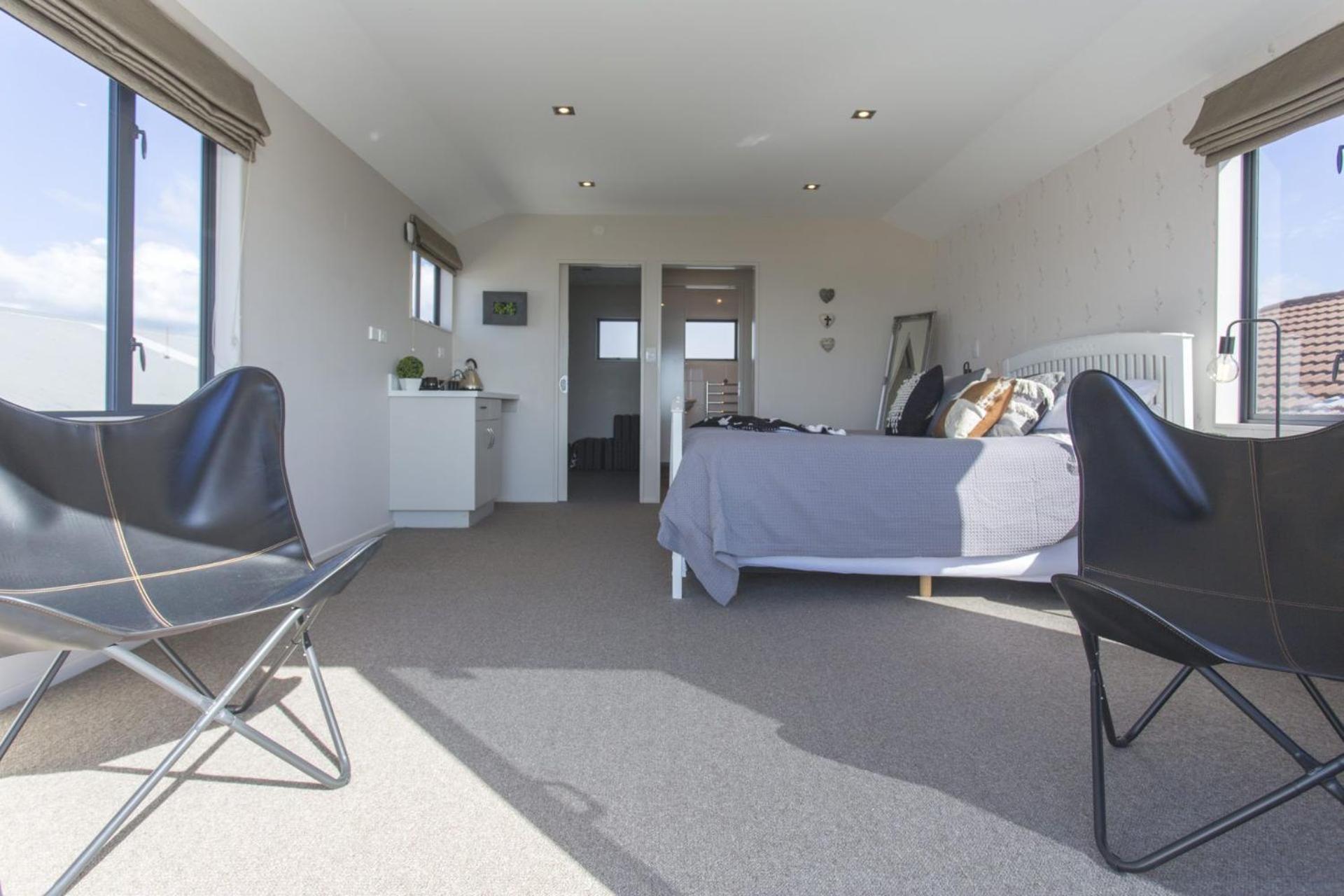 The Waterfront Escape Villa Ню Плимут Екстериор снимка
